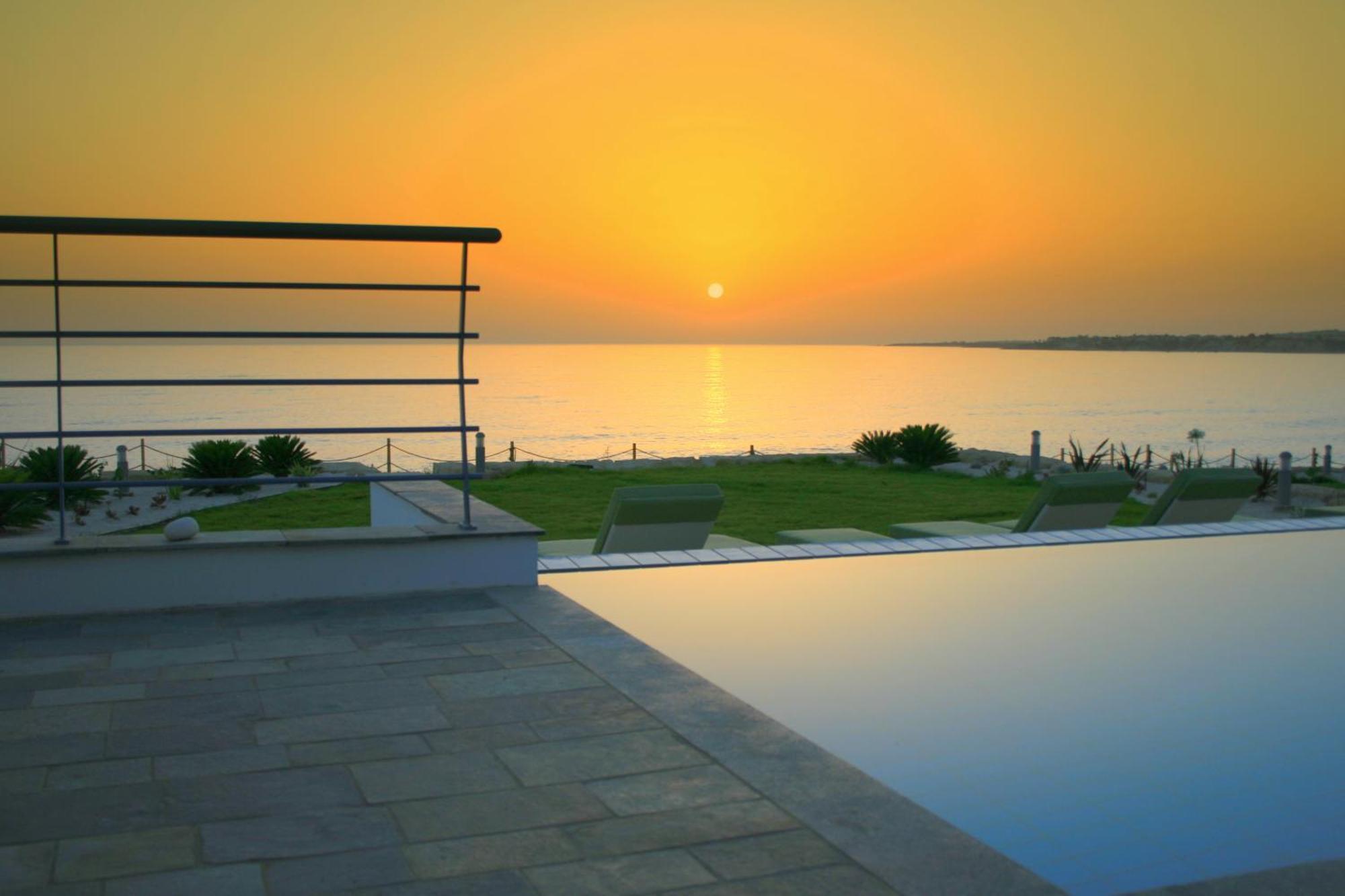 Blue Coral Beach Villas Three Exclusive Villas - Poseidon - Nautilus - Oceanos - And - Baby Coral Bungalow 코럴베이 외부 사진